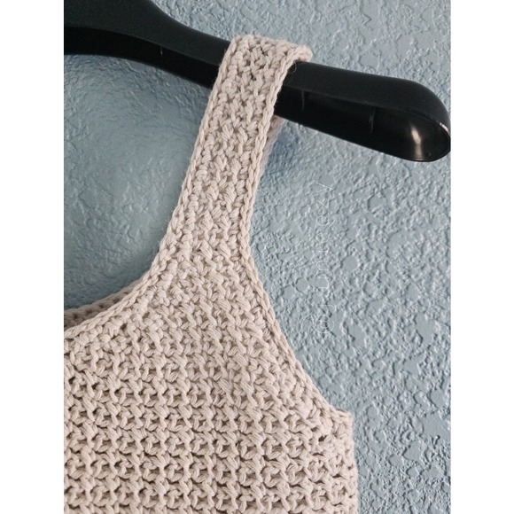 Scoop Neck Crochet Linen Cropped Tank (Handmade) - Ecru - Picture 2 of 7